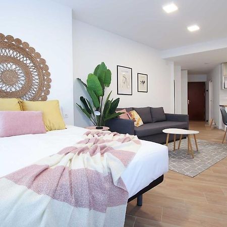 Moderno Estudio En Torremolinos Luaran gambar